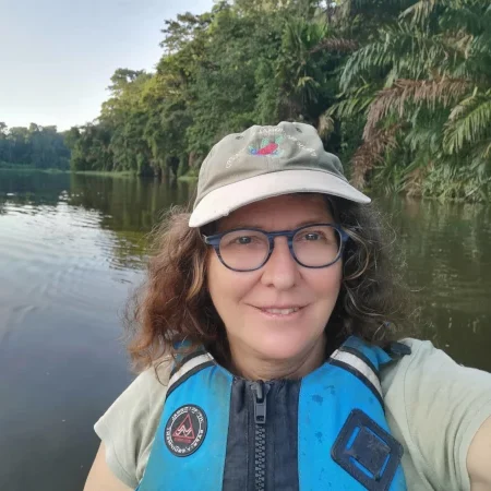 Kanuausflug Tortuguero-Nationalpark Barbara Hartung auf einer Kanutour